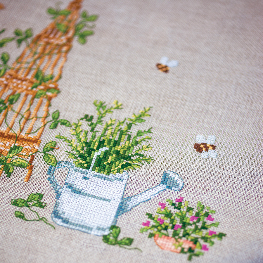 Vervaco Kit Ricamo Punto Croce Stampato - Tovaglia Fiori Tropicali 80x80