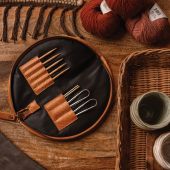 Custodia in pelle a maglia - Muud - Astuccio per aghi uncinati Dian - Whisky