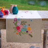 Kit runner da ricamare - Vervaco - Una primavera gioiosa