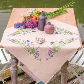 Kit tovaglia da ricamo - Vervaco - Lo splendore del giardino di lillà