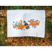 Kit per ricamare un canovaccio da cucina - Vervaco - Giocare con i gattini